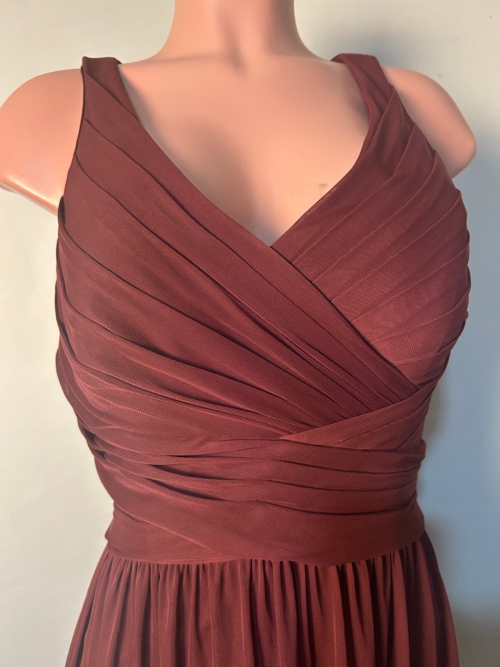 David’s Bridal Maxi Dress Burgundy Ruched Sleeveless Women's Size 12 - Picture 6 of 14